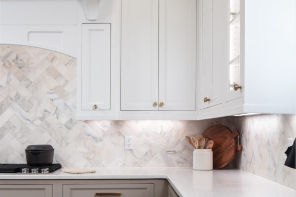 Kitchen and half bath remodel in Birmingham Alabama by L&M Design. Photographed by architectural and interiors photographer Tommy Daspit.